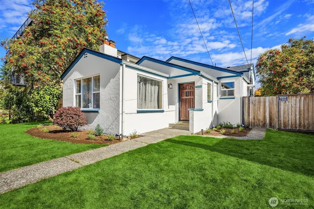 $5,500 | 11252 Evanston Avenue North, Seattle, WA 98133