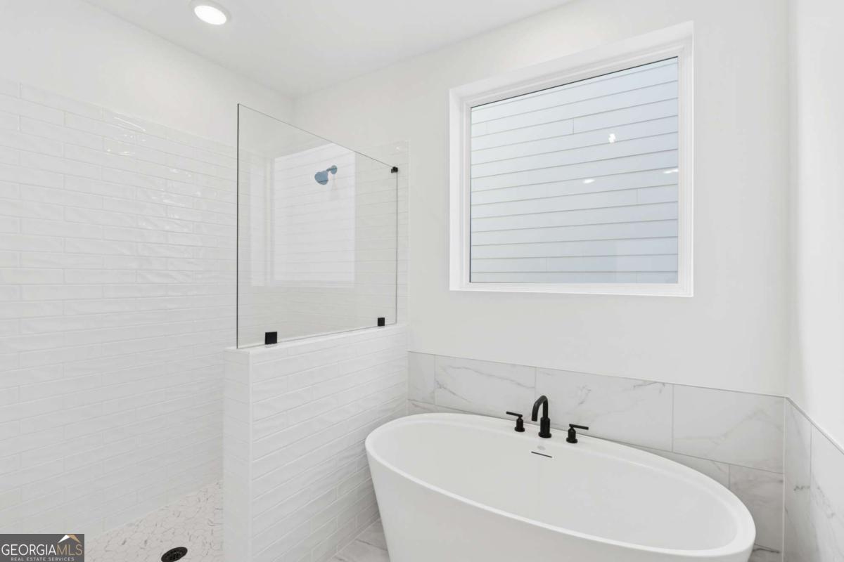 783 Auguste Avenue Decatur, GA 30033 - Photo 12 of 18