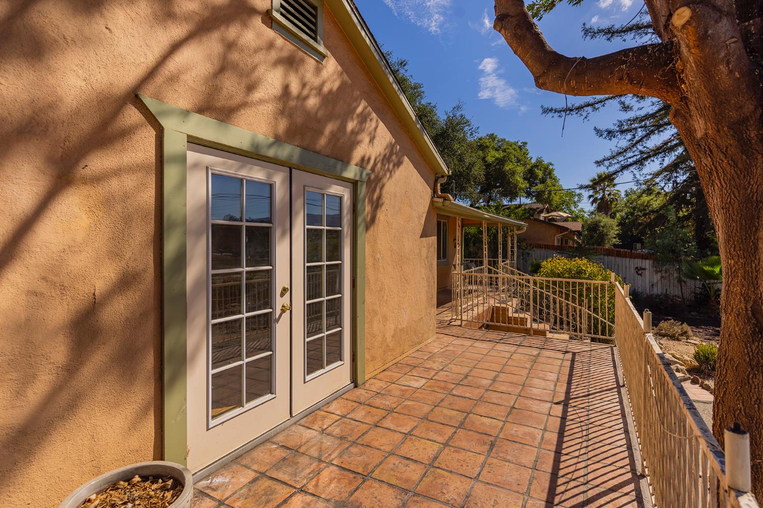 228 High Street Oak View, CA 93022 - Photo 26 of 28 a view of balcony with wooden floor and a potted plant