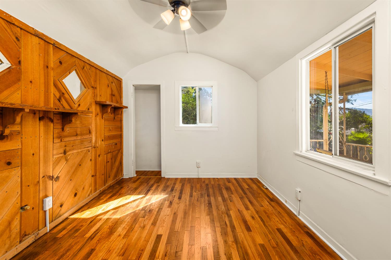 228 High Street Oak View, CA 93022 - Photo 7 of 28 a view of a room with wooden floor and a window