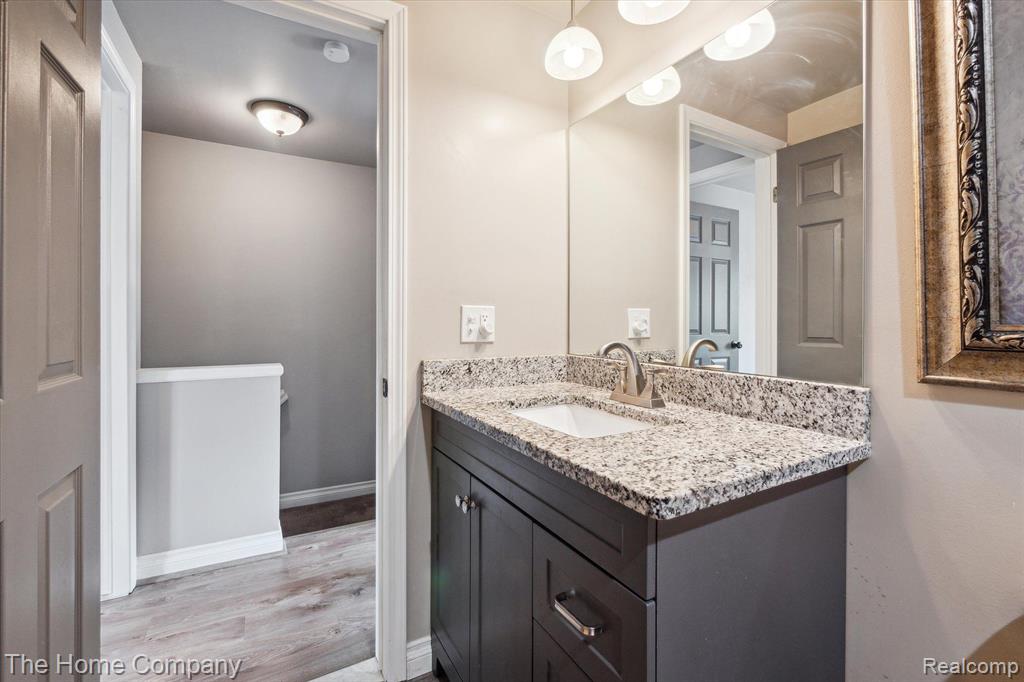 11526 Messmore Road Utica, MI 48317 - Photo 23 of 38