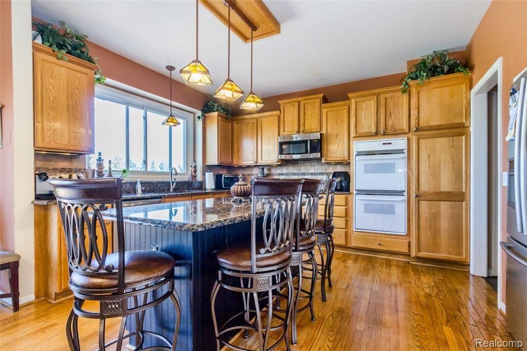 47160 Eastbourne Road Canton, MI 48188 - Photo 13 of 51 13.jpg