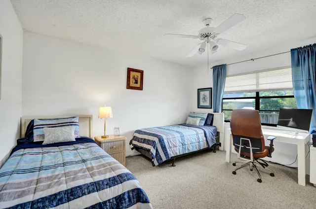 $10,000 | 19 Stratford Drive, Unit F, Boynton Beach, FL 33436