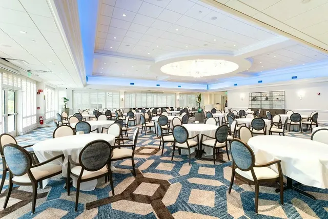 $10,000 | 19 Stratford Drive, Unit F, Boynton Beach, FL 33436