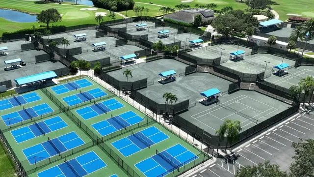 $10,000 | 19 Stratford Drive, Unit F, Boynton Beach, FL 33436