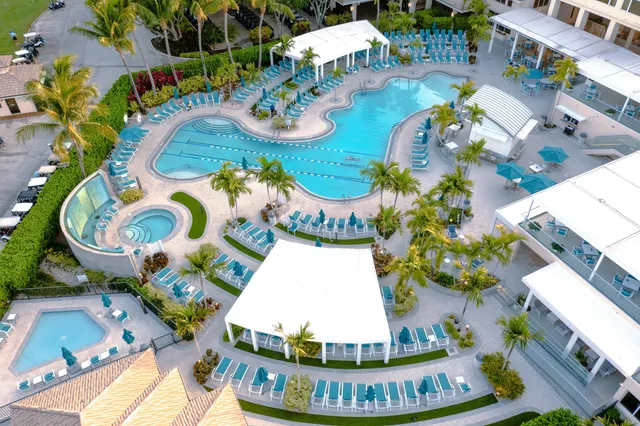 $10,000 | 19 Stratford Drive, Unit F, Boynton Beach, FL 33436