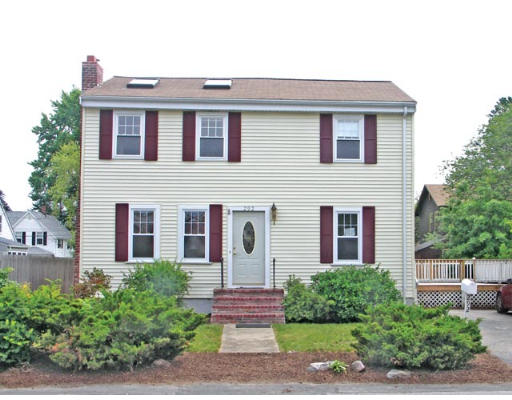 292 Riverside Drive Dedham, MA 02026 - Photo 1 of 6 Gallery Image 1