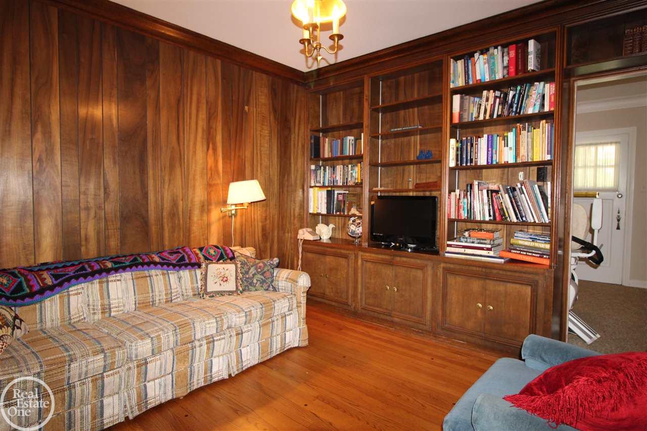 705 Trombley Road Grosse Pointe Park, MI 48230 - Photo 22 of 54