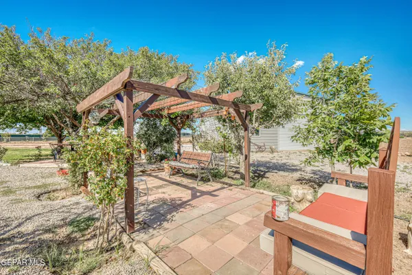 $645,000 | 10 Calle De Tonantzin, La Mesa, NM 88044