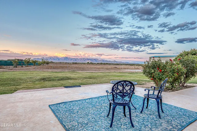 $675,000 | 10 Calle De Tonantzin, La Mesa, NM 88044