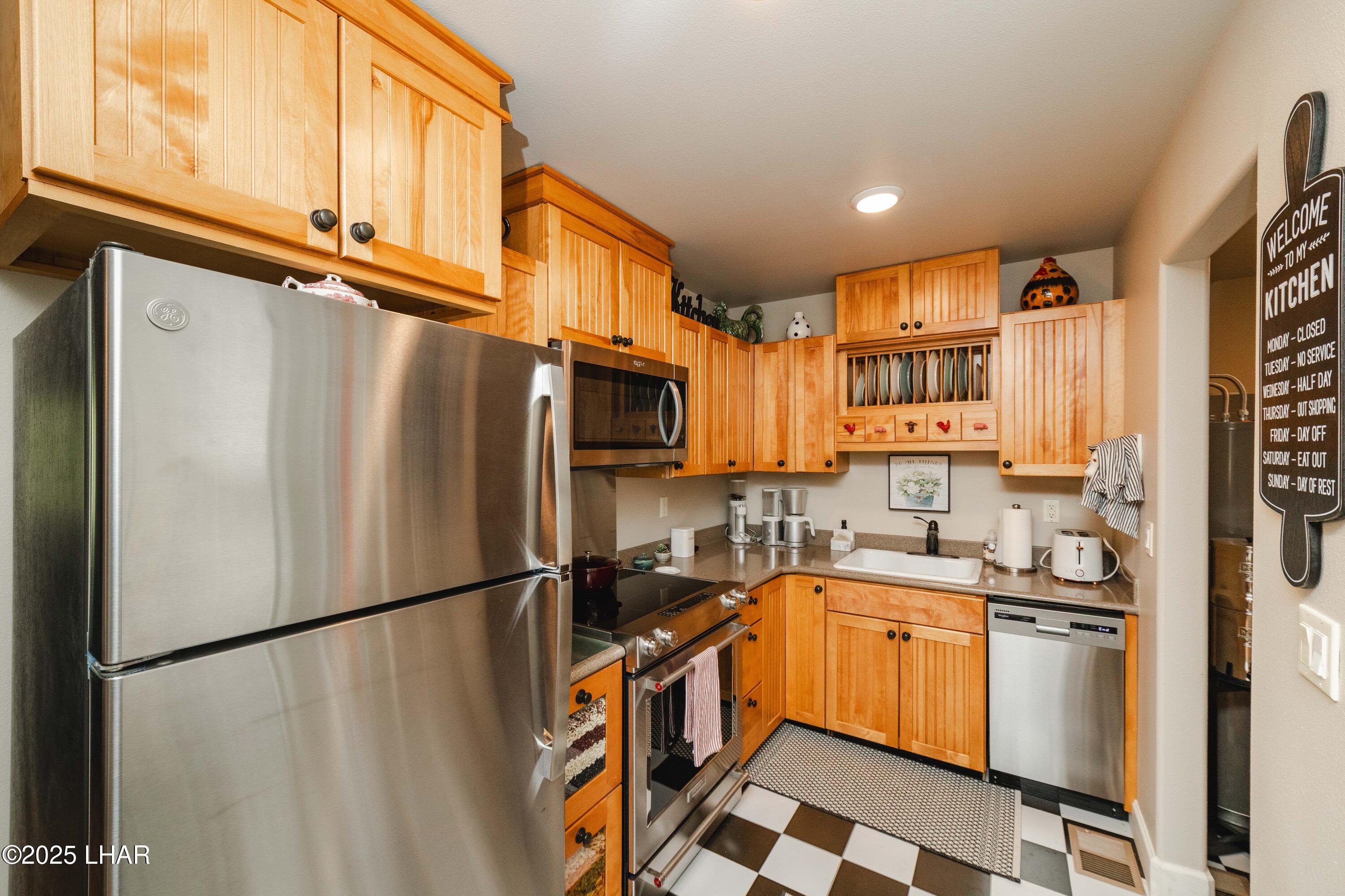 4640 South Keller Road Kingman, AZ 86401 - Photo 27 of 54 4640 S Keller Rd 26