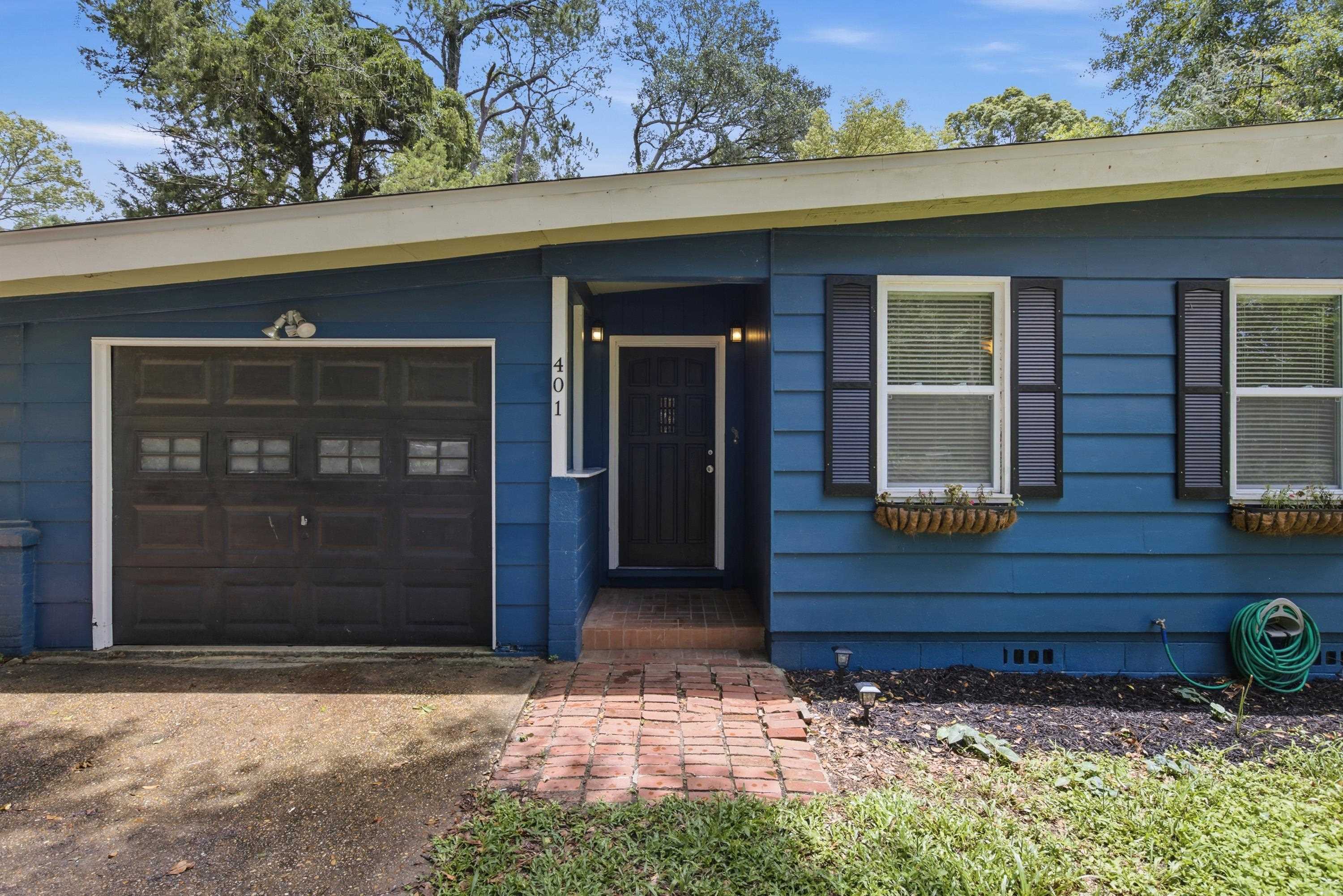 401 Midflow Street Tallahassee, FL 32304 - Photo 2 of 37