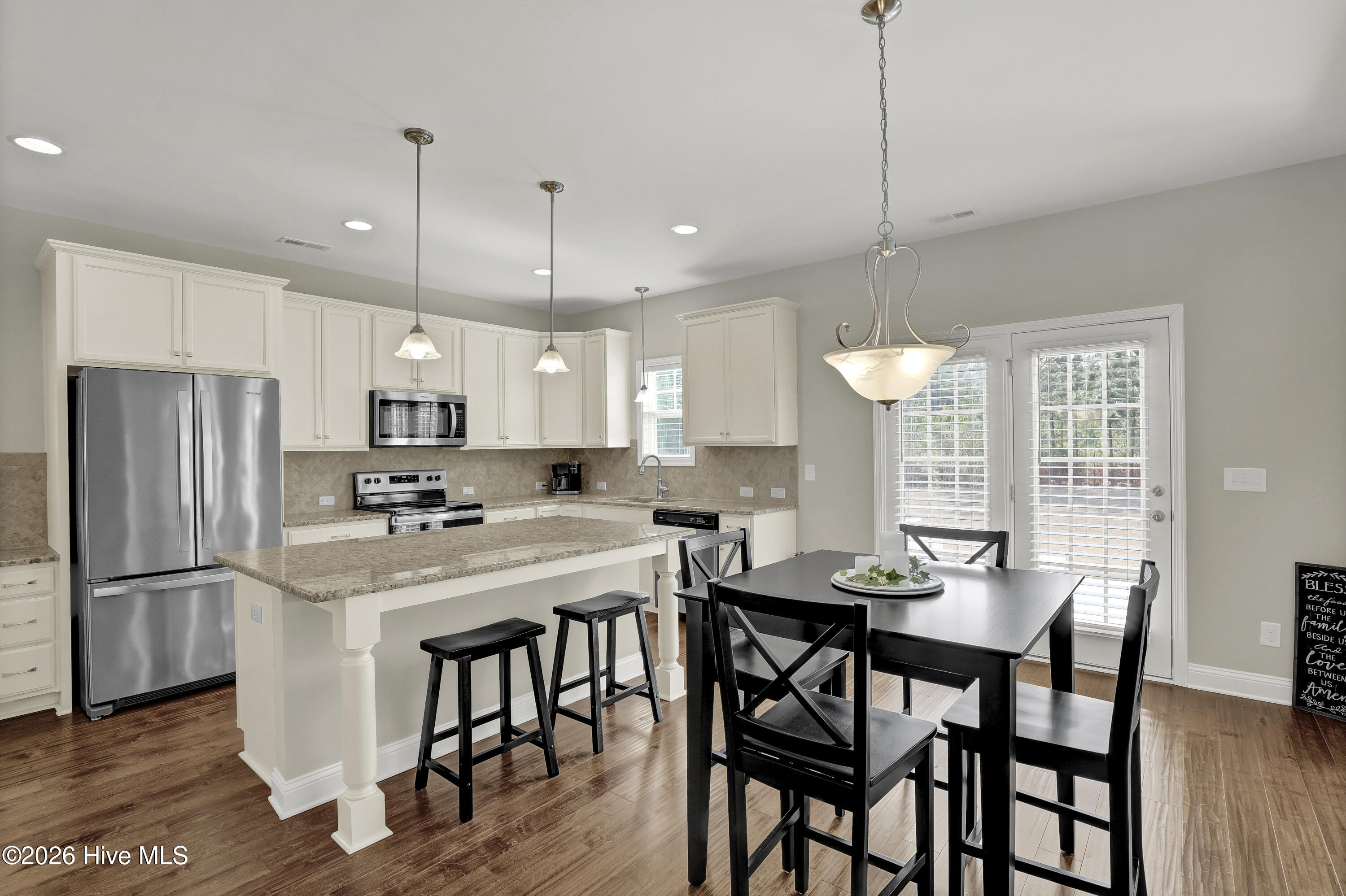 615 High Tide Drive Holly Ridge, NC 28445 - Photo 9 of 36 6G8A5854