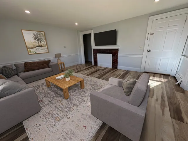 $2,650 | 250 Walnut Street, Unit A, Framingham, MA 01702