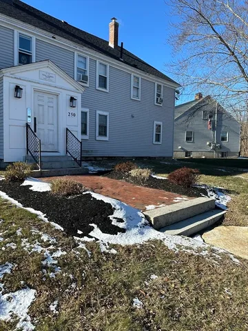 $2,650 | 250 Walnut Street, Unit A, Framingham, MA 01702