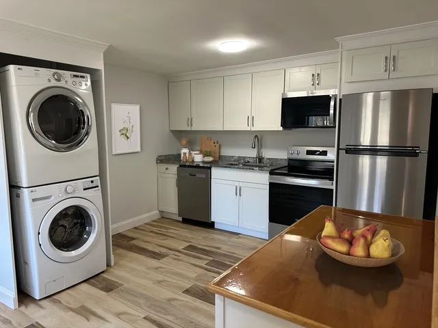 $2,650 | 250 Walnut Street, Unit A, Framingham, MA 01702