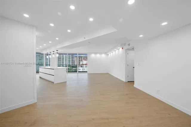 $5,150 | Aventura, Aventura, FL 33180