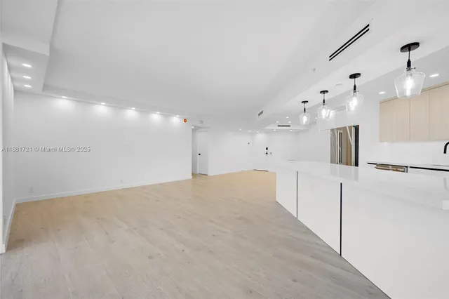 $5,150 | Aventura, Aventura, FL 33180