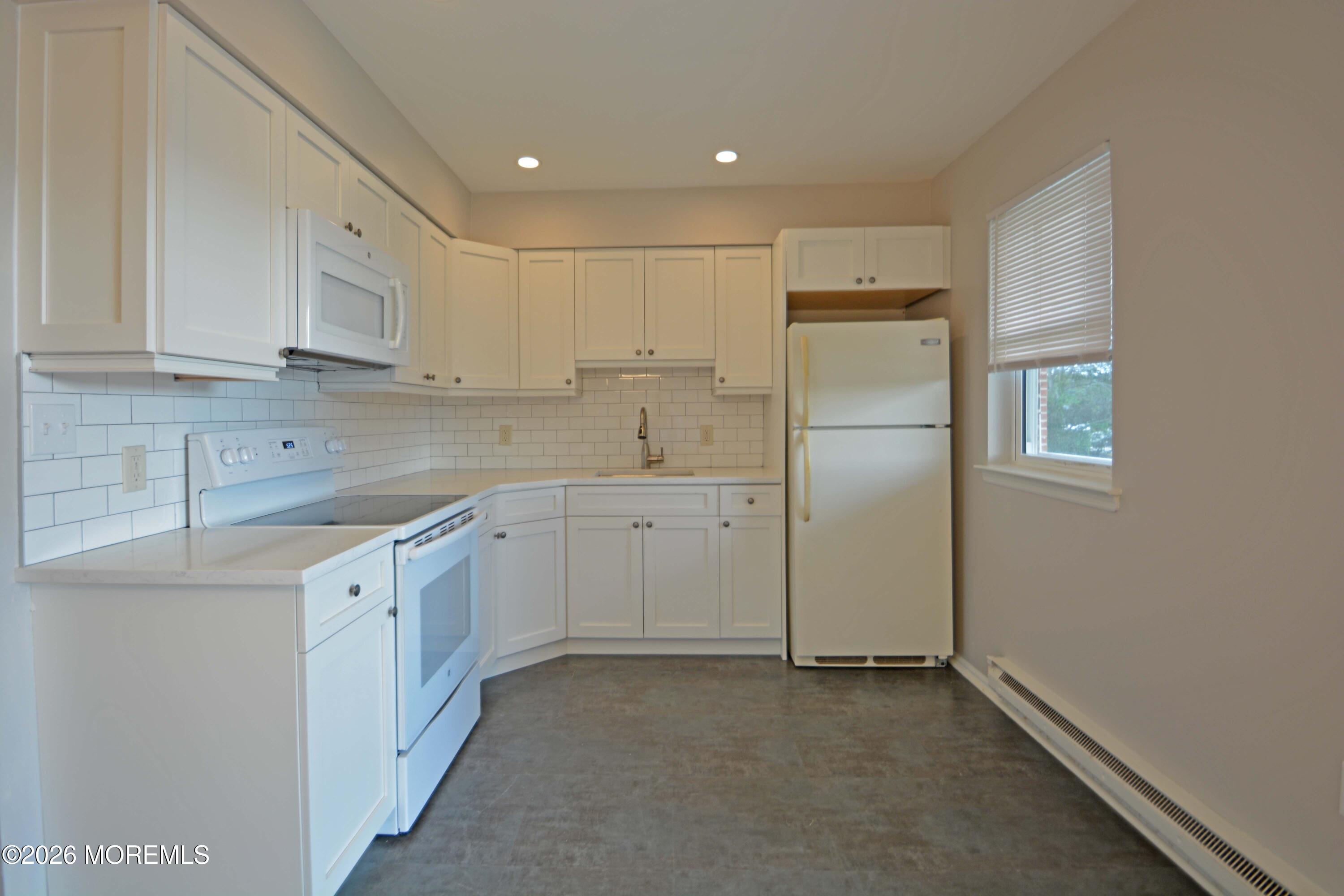 910 South Street, Unit 11 Point Pleasant, NJ 08742 - Photo 2 of 10 Kitchen 2