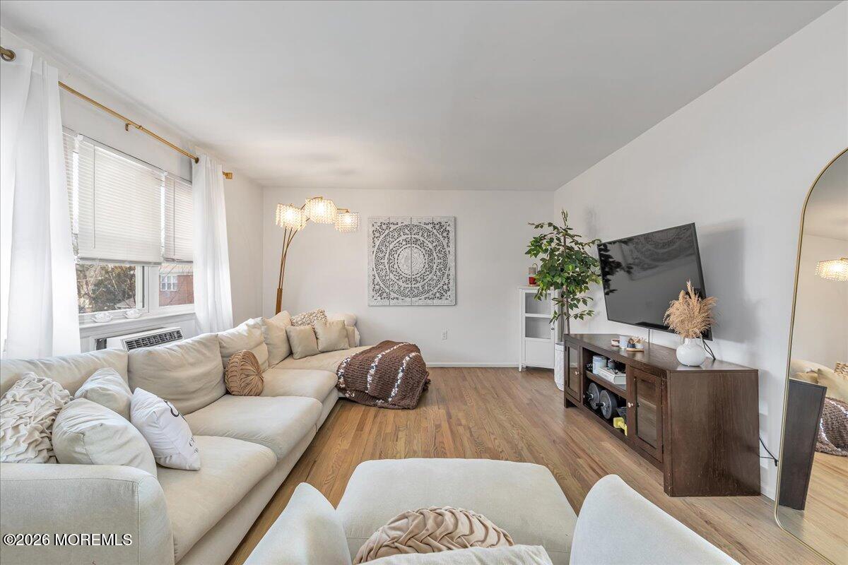 910 South Street, Unit 11 Point Pleasant, NJ 08742 - Photo 4 of 10 03-3V0A9066