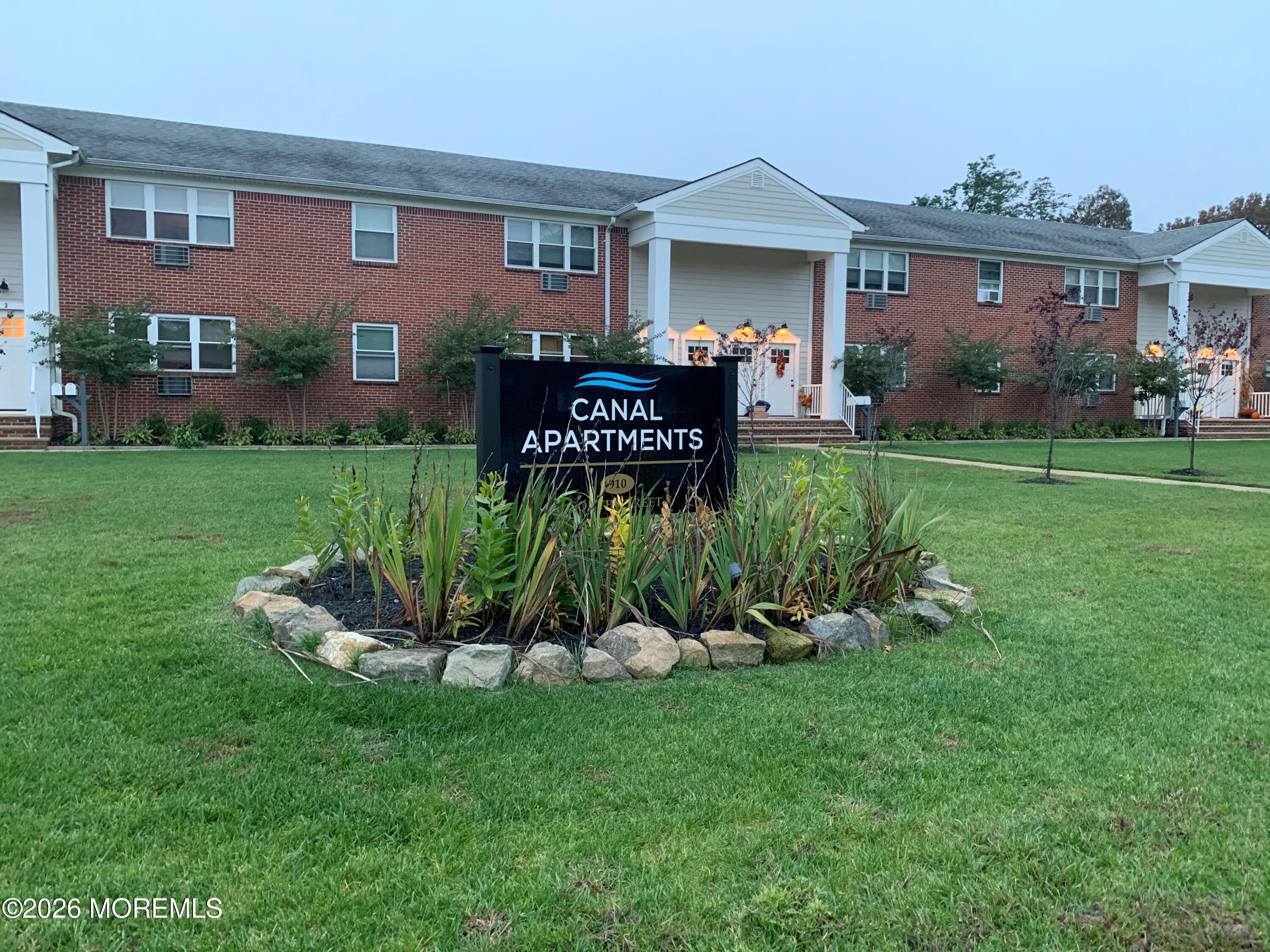 910 South Street, Unit 11 Point Pleasant, NJ 08742 - Photo 10 of 10 Front Sign