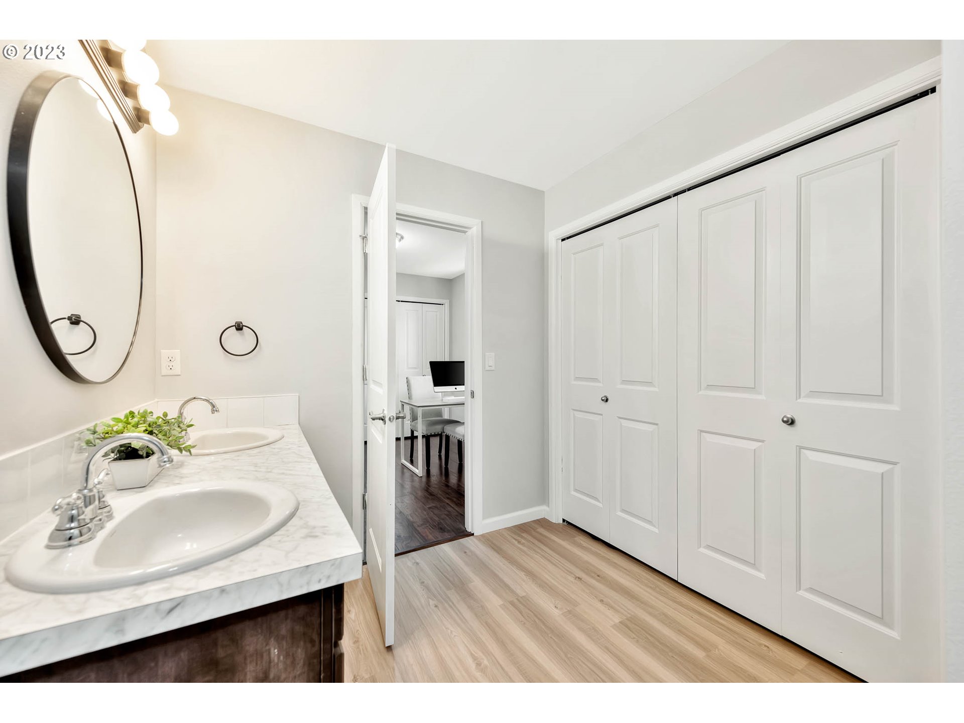 88750 Potter Lane Springfield, OR 97478 - Photo 30 of 43 a bathroom with a sink vanity and a mirror