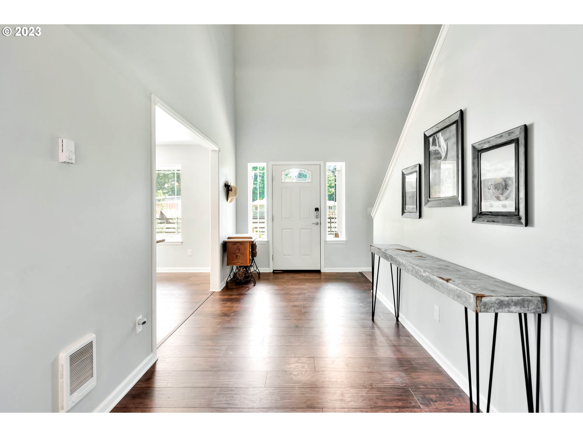 88750 Potter Lane Springfield, OR 97478 - Photo 7 of 43 a view interior of a house with wooden floor