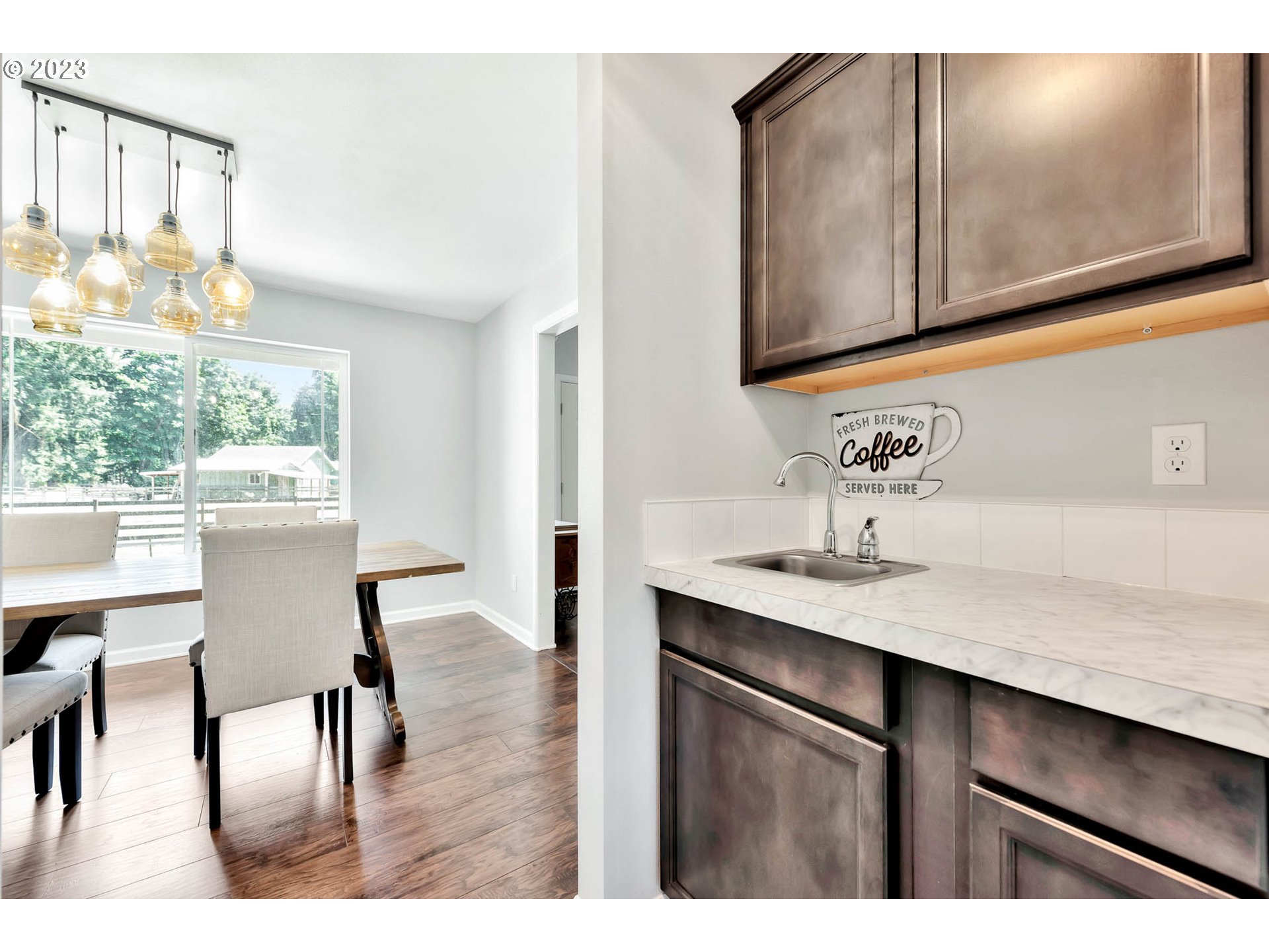 88750 Potter Lane Springfield, OR 97478 - Photo 9 of 43 a bathroom with a sink a mirror and a vanity
