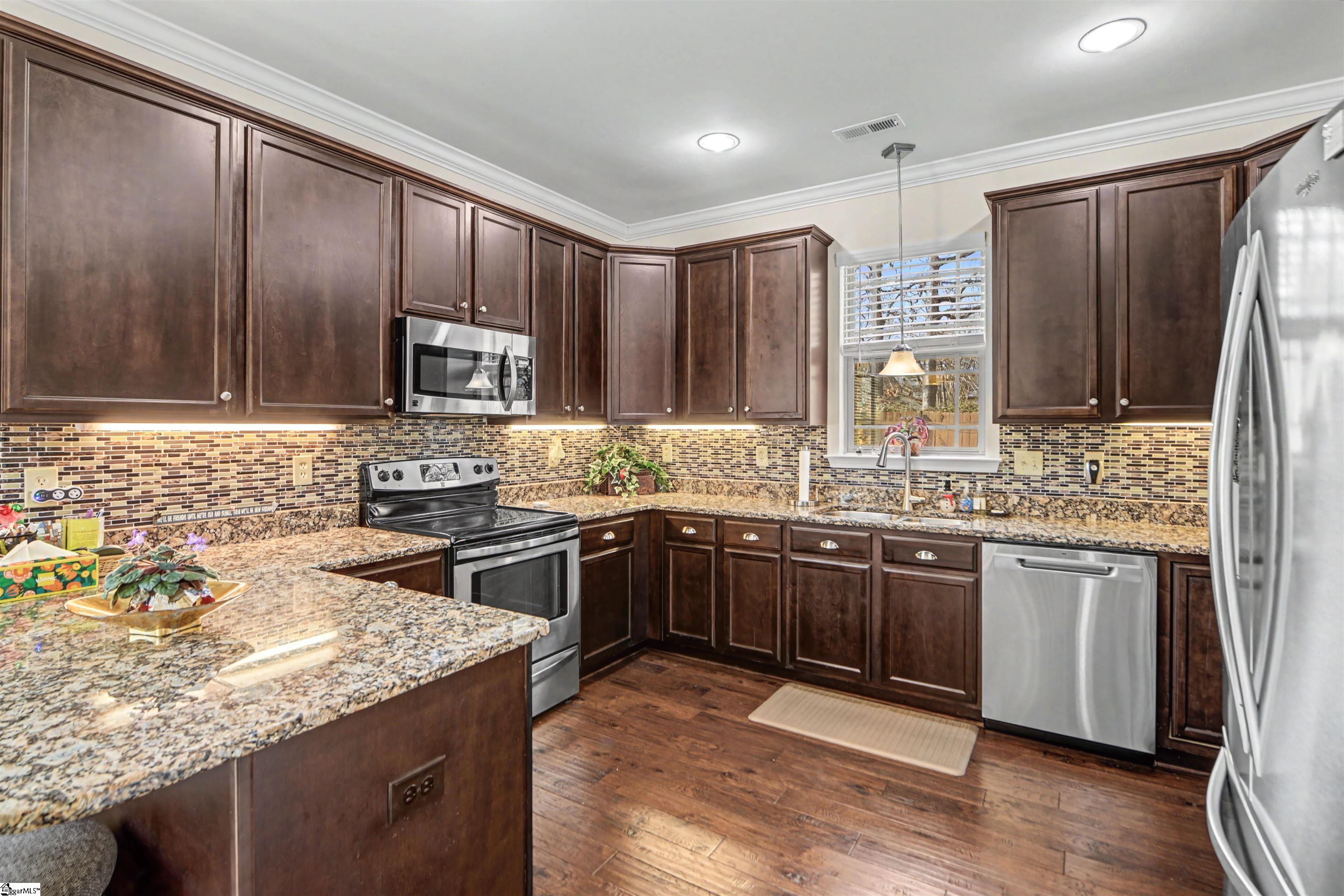 107 Sedgebrook Drive Simpsonville, SC 29681 - Photo 5 of 40