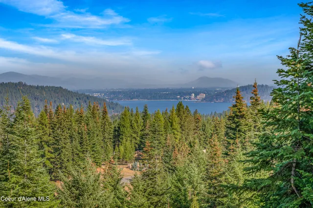 $550,000 | 9130 South Lahaina Road, Harrison, ID 83833