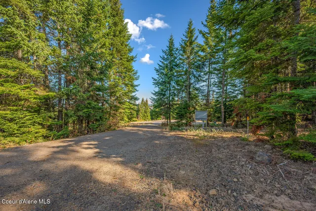 $550,000 | 9130 South Lahaina Road, Harrison, ID 83833