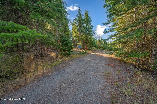 $550,000 | 9130 South Lahaina Road, Harrison, ID 83833