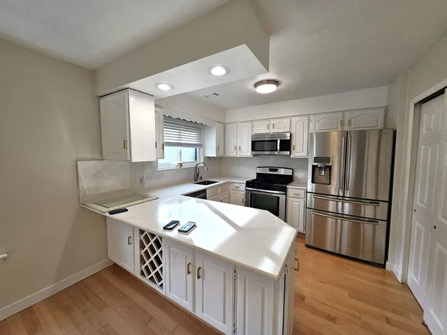 $3,500 | 187 Sandcastle Key, Secaucus, NJ 07094