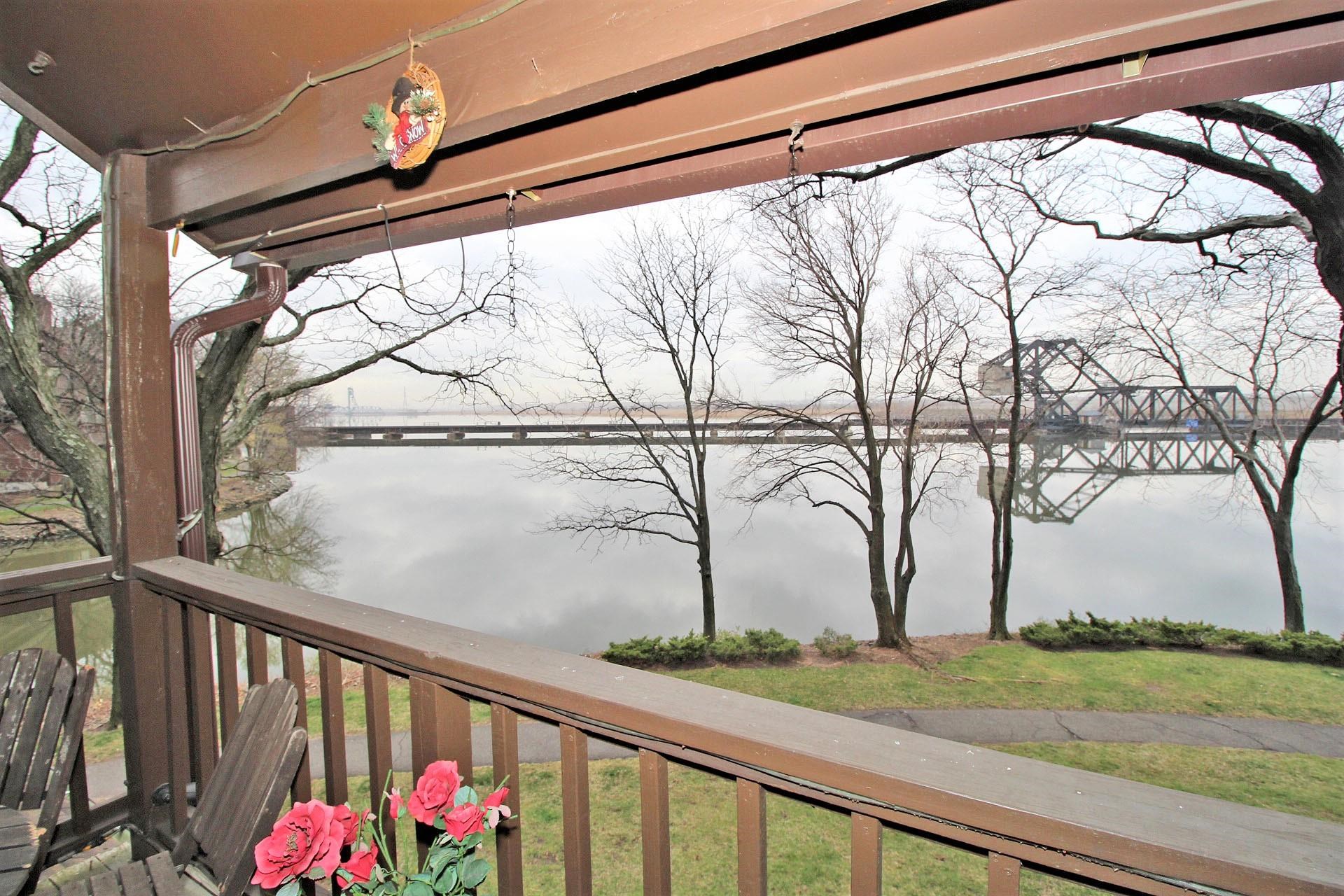 187 Sandcastle Key Secaucus, NJ 07094 - Photo 17 of 32