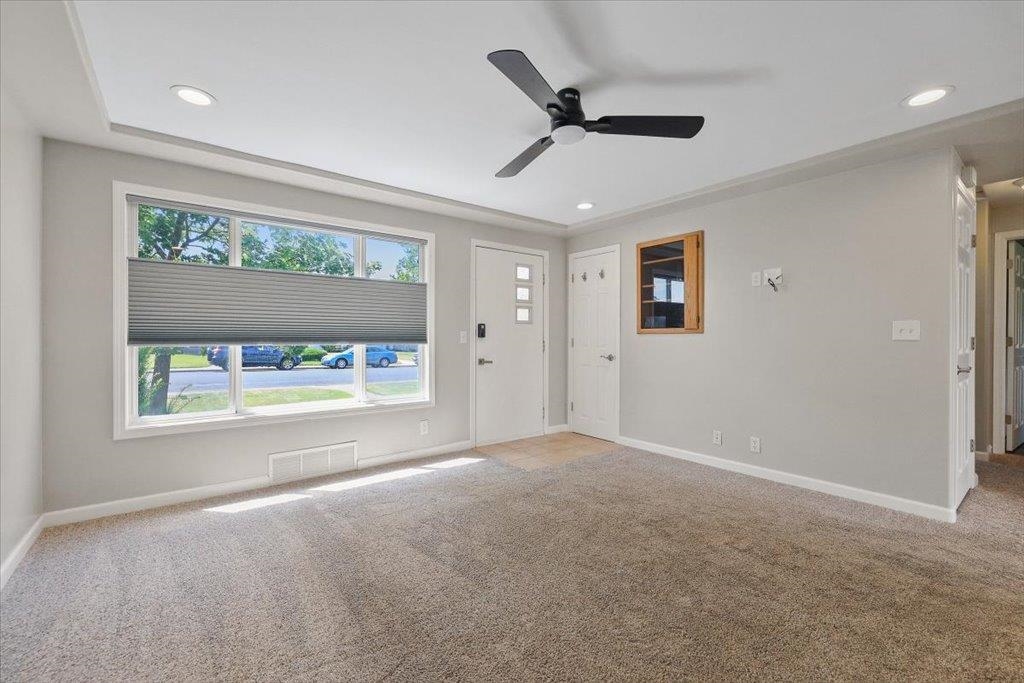 5812 North Elm Street Spokane, WA 99205 - Photo 6 of 24