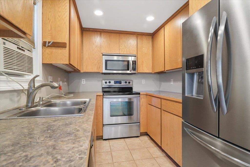 5812 North Elm Street Spokane, WA 99205 - Photo 10 of 24