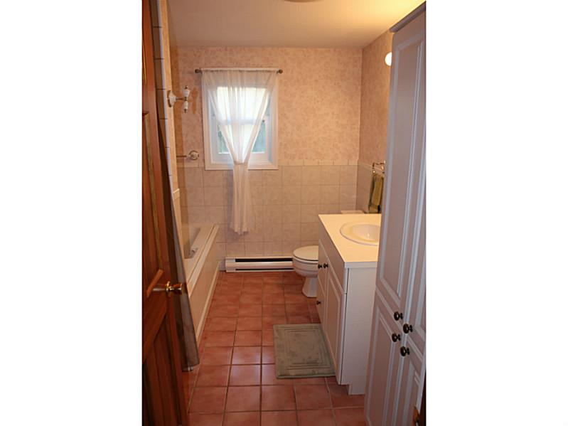 128 Hines Road Cumberland, RI 02864 - Photo 14 of 19 Bathroom.