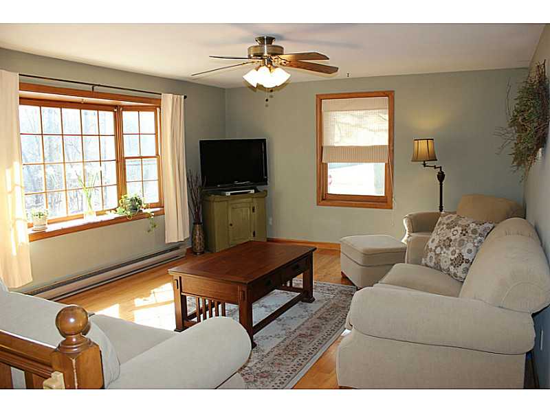 128 Hines Road Cumberland, RI 02864 - Photo 5 of 19 Living Room.