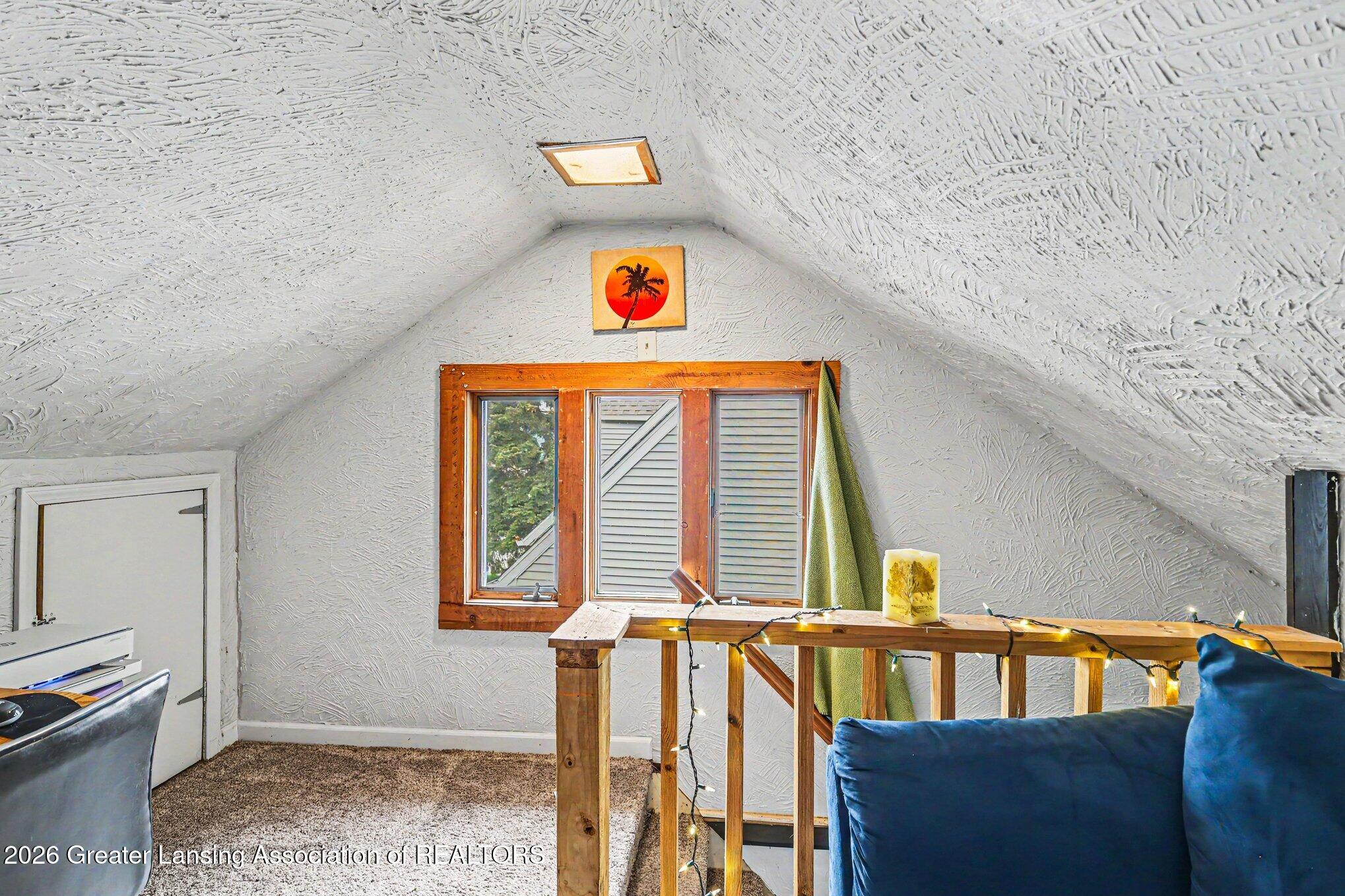 312 West Rockford Road Lansing, MI 48910 - Photo 25 of 26 016_file_2993