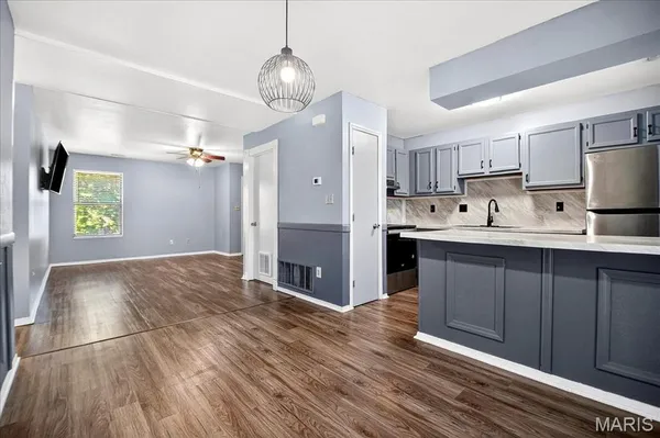 $84,000 | 1831 New Sun Court, Florissant, MO 63031