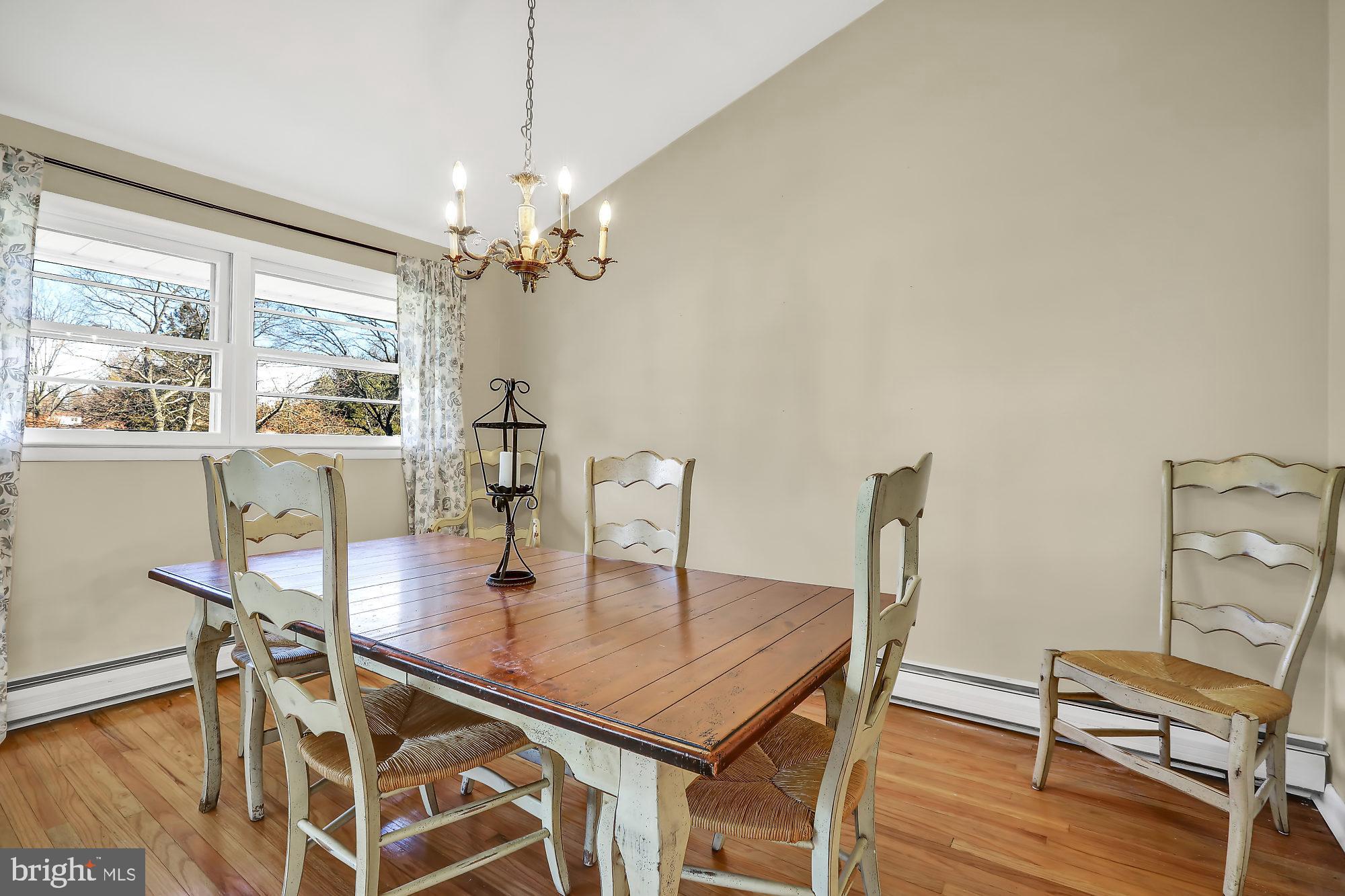 40 Chestnut Road Southampton, PA 18966 - Photo 5 of 28 Gallery Image 5