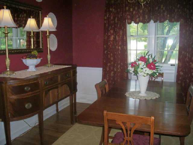 2225 Hadleigh Road Columbus, OH 43220 - Photo 4 of 10