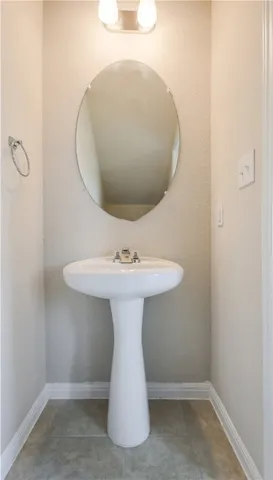 a view of a garage room