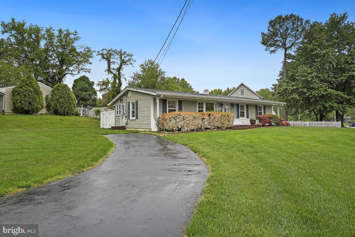 8112 Russell Road Alexandria, VA 22309 - Photo 28 of 32 Gallery Image 28