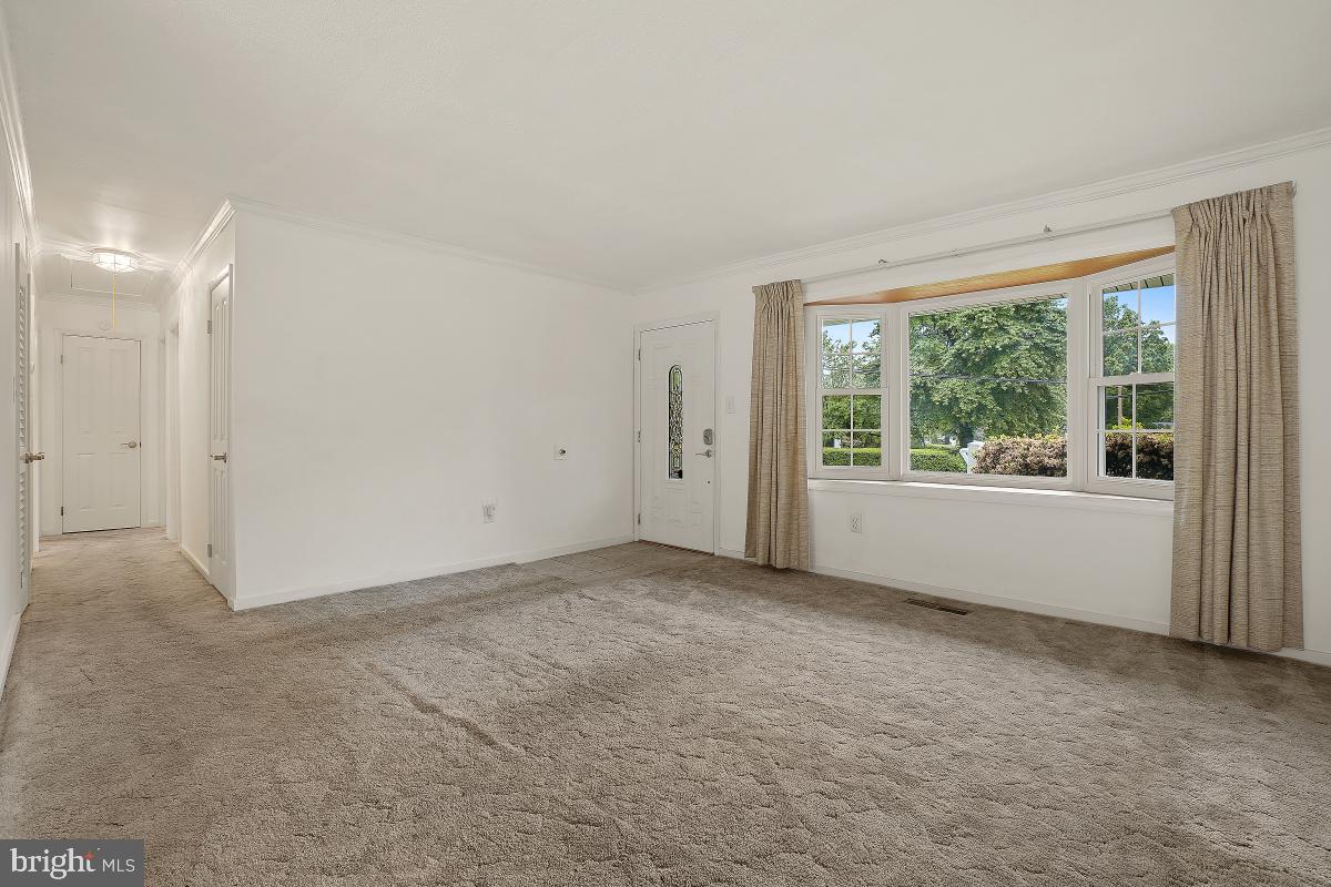 8112 Russell Road Alexandria, VA 22309 - Photo 30 of 32 Gallery Image 30