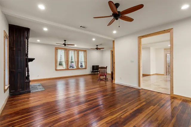 $3,500 | 9009 Lazy Lane, Hitchcock, TX 77563