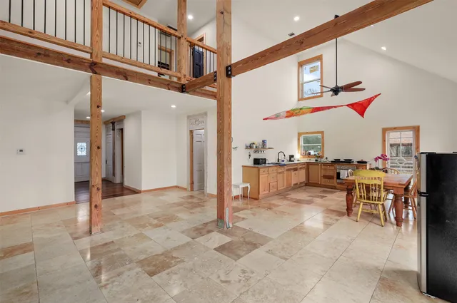 $3,500 | 9009 Lazy Lane, Hitchcock, TX 77563