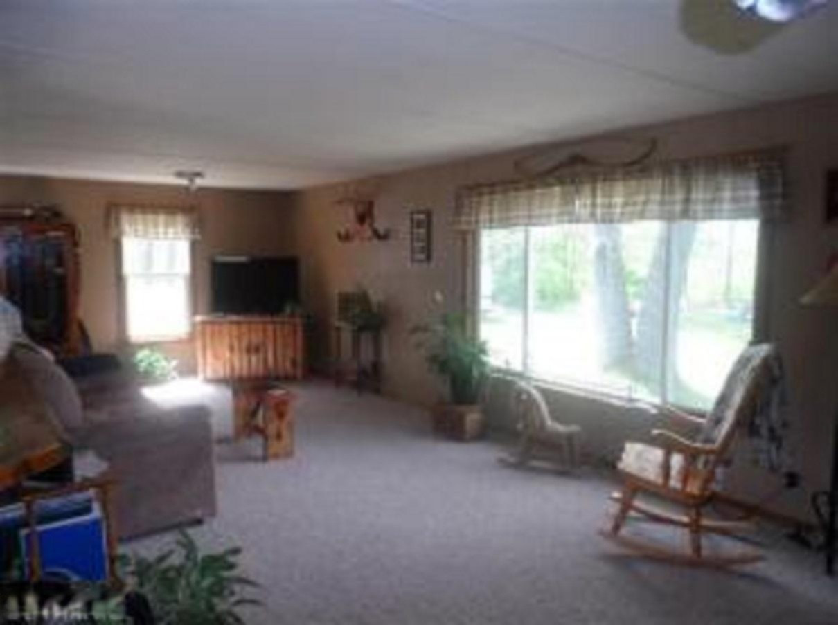 6457 East 17 Mile Road Reed City, MI 49677 - Photo 8 of 22 8