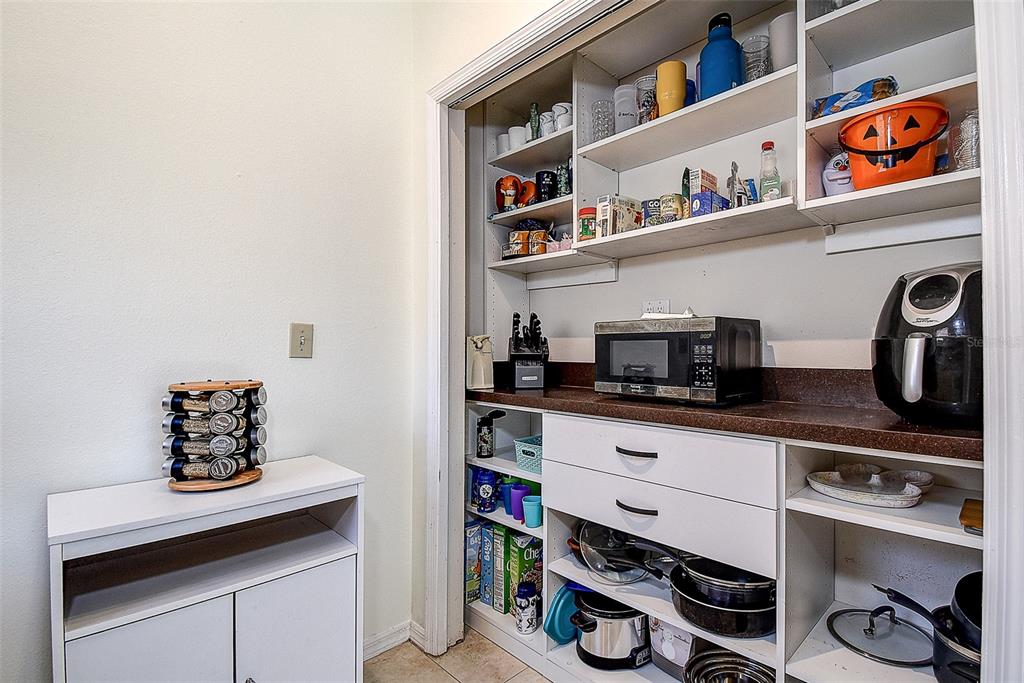 1607 Gulf Road Tarpon Springs, FL 34689 - Photo 59 of 86 Gallery Image 59