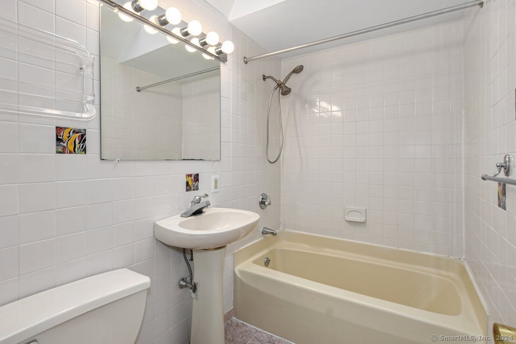 70 Birch Hill Road Weston, CT 06883 - Photo 23 of 37